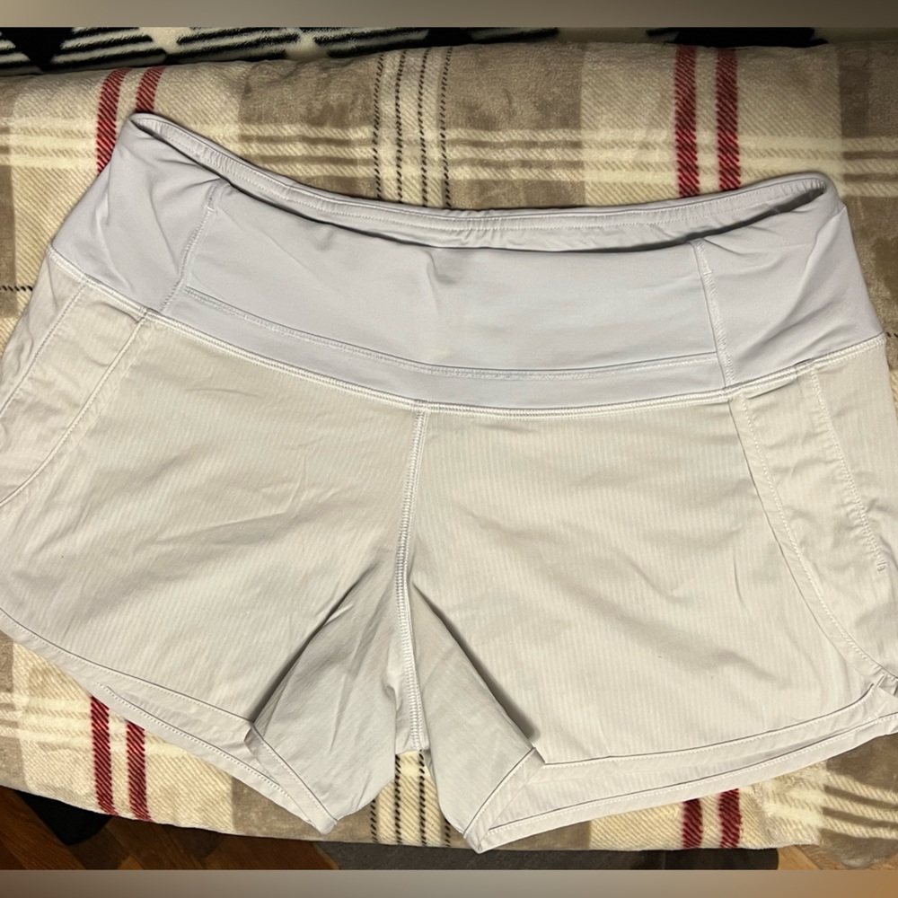Size 6 Lululemon White Shorts Slight Stain On Butt